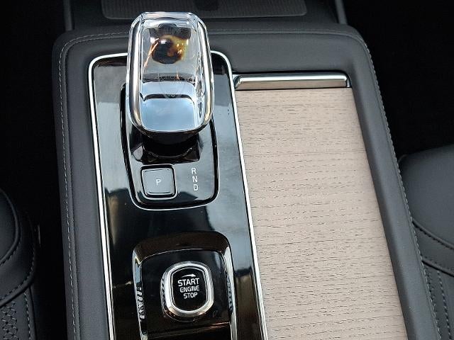 2026 Volvo XC90 B6 AWD Plus 7-Seater