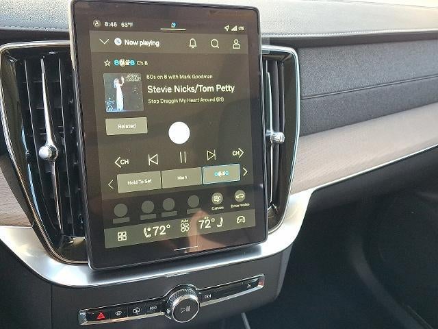 2026 Volvo XC90 B6 AWD Plus 7-Seater