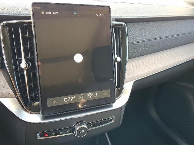 2026 Volvo XC90 B6 AWD Plus 7-Seater