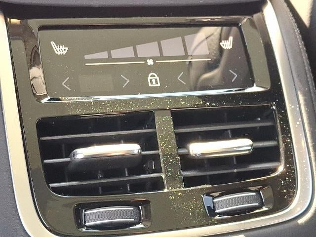 2026 Volvo XC90 B6 AWD Plus 7-Seater