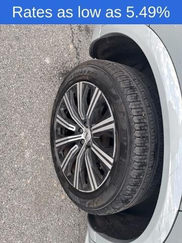 2024 Volvo XC90 B6 AWD Plus Bright Theme 7P