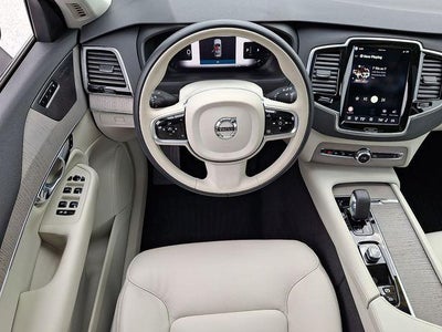 2025 Volvo XC90 B6 AWD Plus 7-Seater