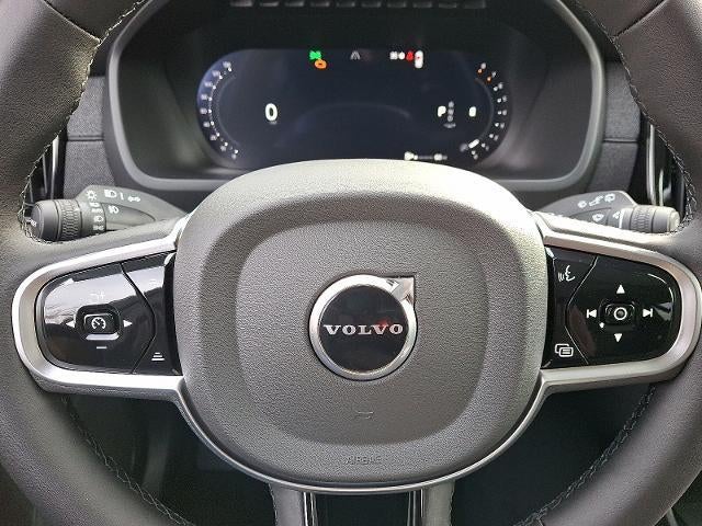 2026 Volvo XC90 B6 AWD Plus 7-Seater