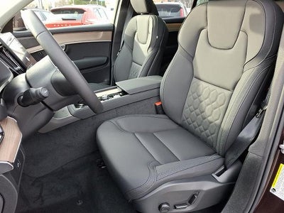 2026 Volvo XC90 B6 AWD Plus 7-Seater