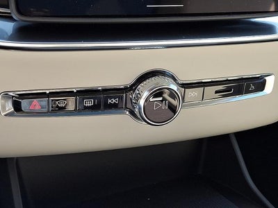 2026 Volvo XC90 B6 AWD Ultra 7-Seater