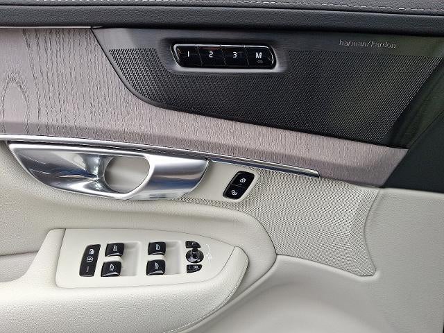 2026 Volvo XC90 B6 AWD Ultra 7-Seater