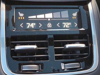 2026 Volvo XC90 B6 AWD Ultra 7-Seater