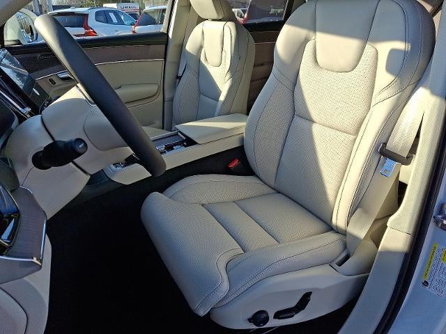 2026 Volvo XC90 B6 AWD Ultra 7-Seater