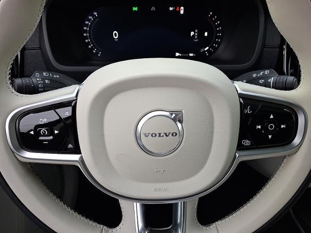 2026 Volvo XC90 B6 AWD Ultra Dark Theme 7-Seater