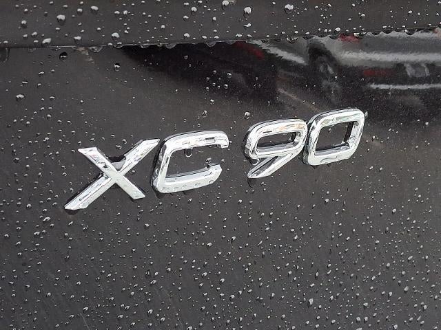 2026 Volvo XC90 B6 AWD Ultra Dark Theme 7-Seater