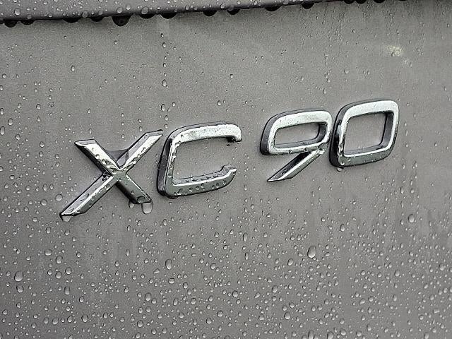 2026 Volvo XC90 B6 AWD Ultra Dark Theme 7-Seater