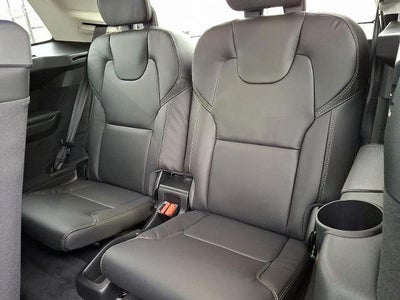 2026 Volvo XC90 B6 AWD Ultra Dark Theme 7-Seater