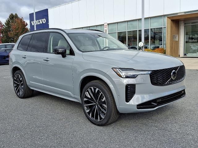 2026 Volvo XC90 B6 AWD Ultra Dark Theme 7-Seater