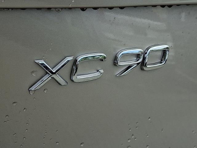 2026 Volvo XC90 B6 AWD Ultra Dark Theme 7-Seater