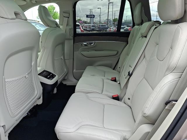 2026 Volvo XC90 B6 AWD Ultra Dark Theme 7-Seater