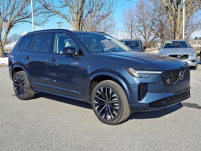 2026 Volvo XC90 B6 AWD Ultra Dark Theme 7-Seater