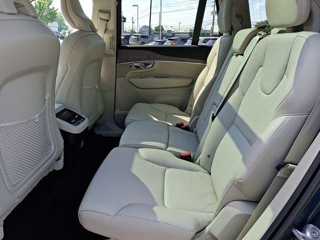 2023 Volvo XC90 B6 AWD Plus 7P