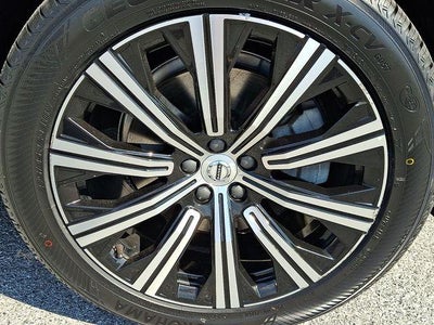 2023 Volvo XC90 B6 AWD Plus 7P