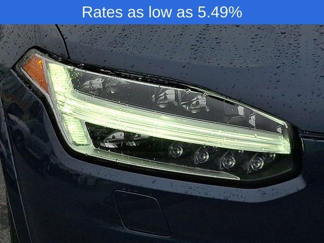 2023 Volvo XC90 B6 AWD Plus 7P