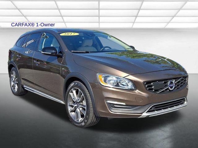 2017 Volvo V60 Cross Country T5 AWD