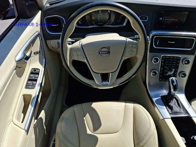 2017 Volvo V60 Cross Country T5 AWD