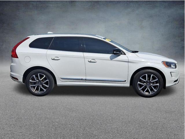 2017 Volvo XC60 T6 AWD Dynamic