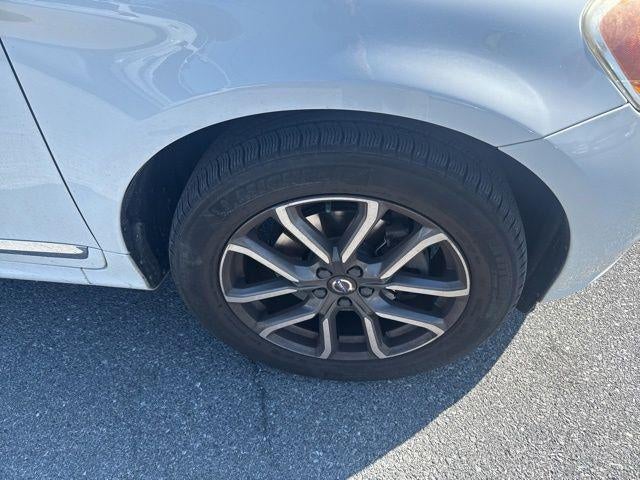 2016 Volvo XC60 AWD 4dr T5 Premier