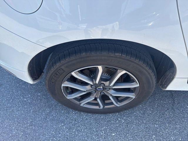 2016 Volvo XC60 AWD 4dr T5 Premier
