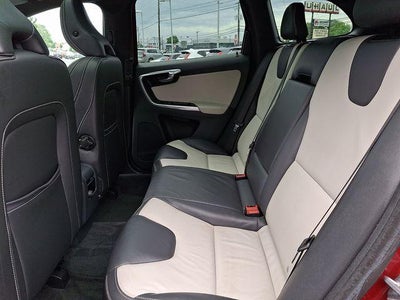 2015 Volvo XC60 AWD 4dr T6 Premier Plus