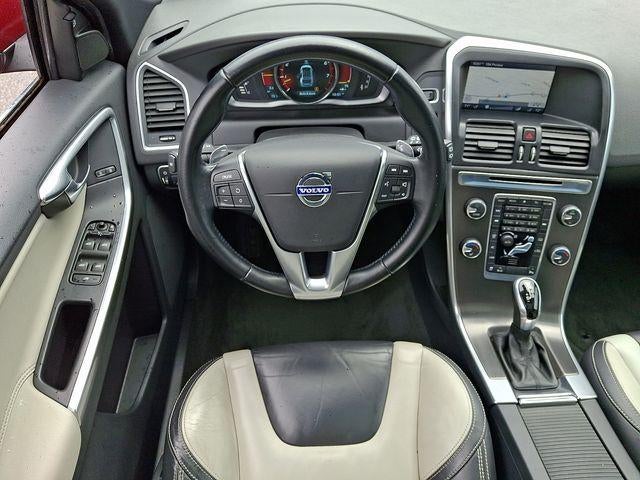 2015 Volvo XC60 AWD 4dr T6 Premier Plus