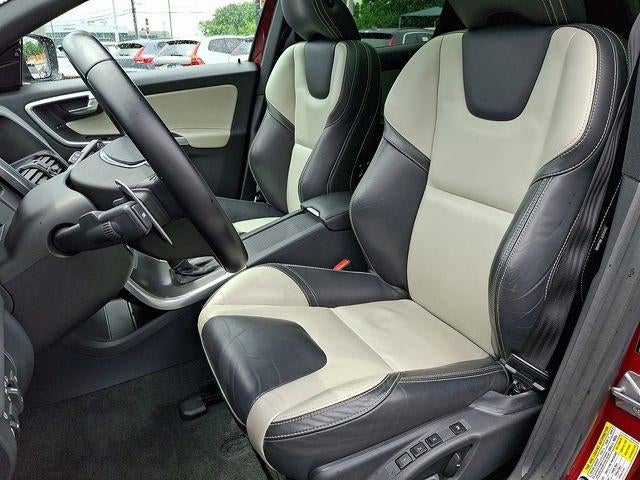 2015 Volvo XC60 AWD 4dr T6 Premier Plus