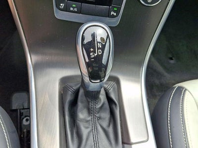2015 Volvo XC60 AWD 4dr T6 Premier Plus