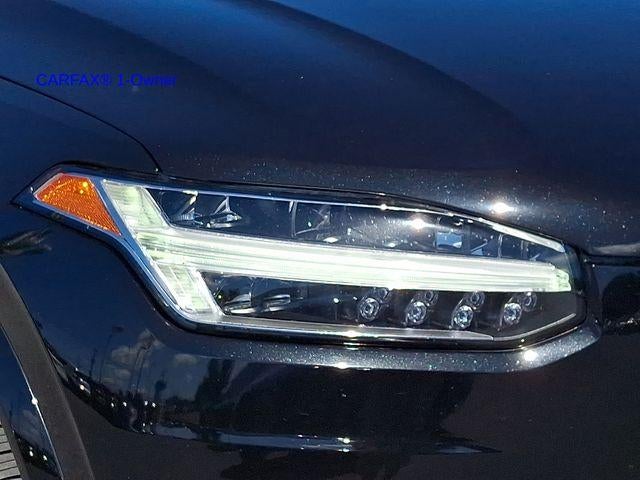 2019 Volvo XC90 T6 AWD Momentum
