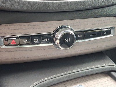 2022 Volvo XC90 Recharge Plug-In Hybrid T8 eAWD PHEV Inscription 6P