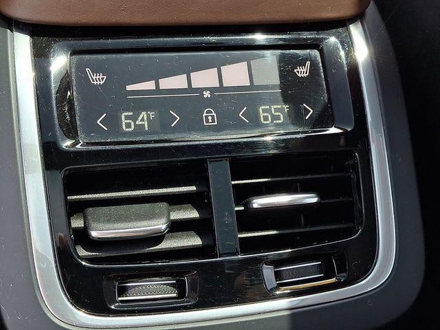 2019 Volvo XC90 T8 eAWD Plug-In Hybrid Inscription