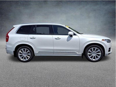 2019 Volvo XC90 T8 eAWD Plug-In Hybrid Inscription