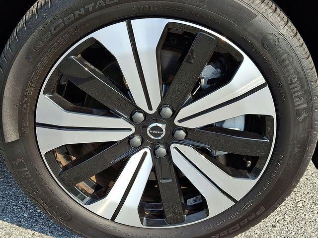 2023 Volvo C40 Recharge Pure Electric Twin eAWD Plus