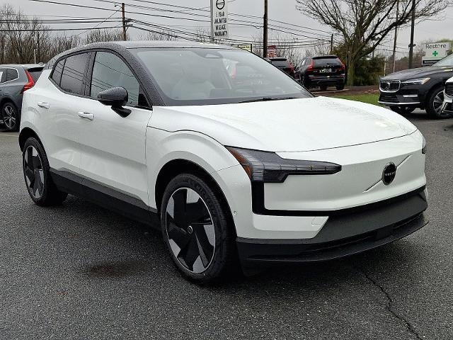 2026 Volvo EX30 Twin Motor AWD Ultra