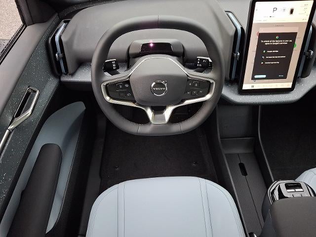 2026 Volvo EX30 Twin Motor AWD Ultra