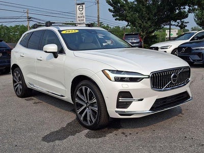 2023 Volvo XC60 Recharge Plug-In Hybrid T8 eAWD PHEV Ultimate Bright Theme