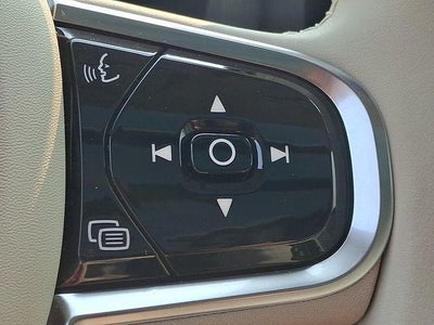 2023 Volvo XC60 Recharge Plug-In Hybrid T8 eAWD PHEV Ultimate Bright Theme