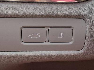 2023 Volvo XC60 Recharge Plug-In Hybrid T8 eAWD PHEV Ultimate Bright Theme