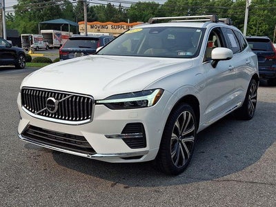 2023 Volvo XC60 Recharge Plug-In Hybrid T8 eAWD PHEV Ultimate Bright Theme