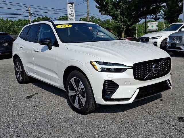2024 Volvo XC60 Recharge Plug-In Hybrid T8 eAWD PHEV Core Dark Theme