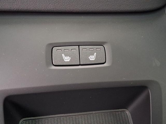 2024 Volvo XC60 Recharge Plug-In Hybrid T8 eAWD PHEV Plus Dark Theme