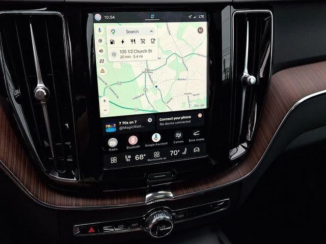 2024 Volvo XC60 Recharge Plug-In Hybrid T8 eAWD PHEV Plus Dark Theme