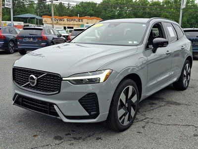 2024 Volvo XC60 Recharge Plug-In Hybrid T8 eAWD PHEV Plus Dark Theme