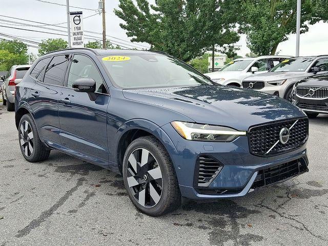 2024 Volvo XC60 Recharge Plug-In Hybrid T8 eAWD PHEV Plus Dark Theme