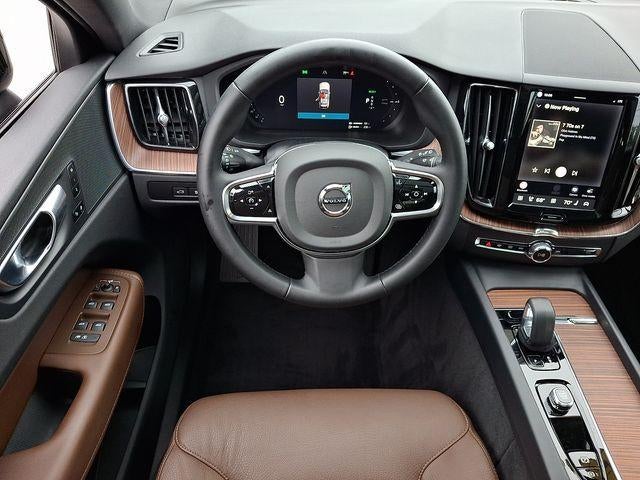 2024 Volvo XC60 Recharge Plug-In Hybrid T8 eAWD PHEV Plus Dark Theme