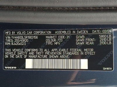 2024 Volvo XC60 Recharge Plug-In Hybrid T8 eAWD PHEV Plus Dark Theme